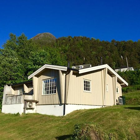 Villa Haudalan Andalsnes Ngoại thất bức ảnh