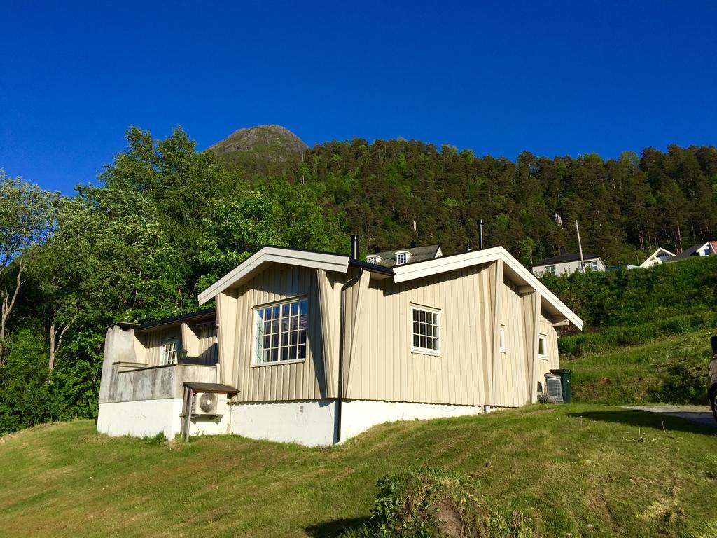 Villa Haudalan Andalsnes Ngoại thất bức ảnh
